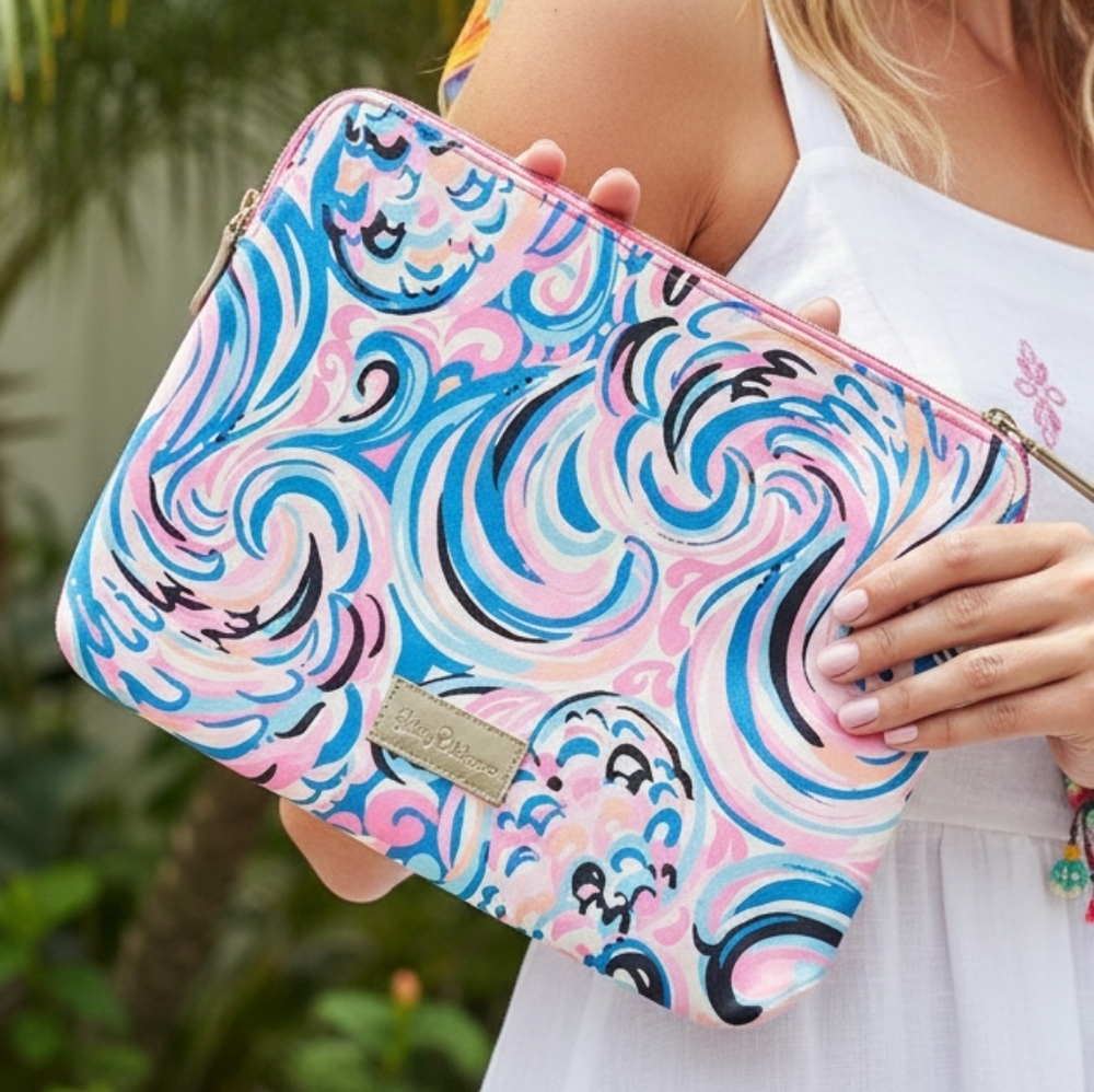 NWOT Lilly Pulitzer Retro Colorful Flamingoals Vacation Resortwear Cosmetic Bag